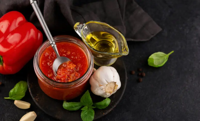 Molho de Tomate Caseiro com Sabor de Comida Afetiva e Aroma de Casa de Mãe