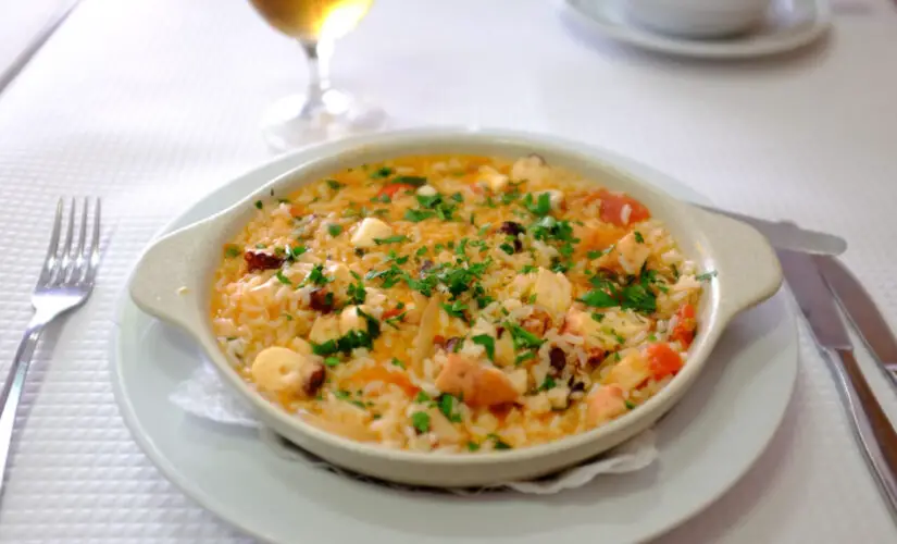 Risoto de Frango Receita Cremosa para Aquecer Corações e Reunir a Família