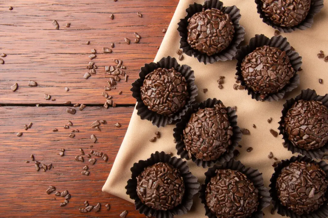 Receita de Brigadeiro Sem Leite Condensado para Relembrar a Criatividade em Família