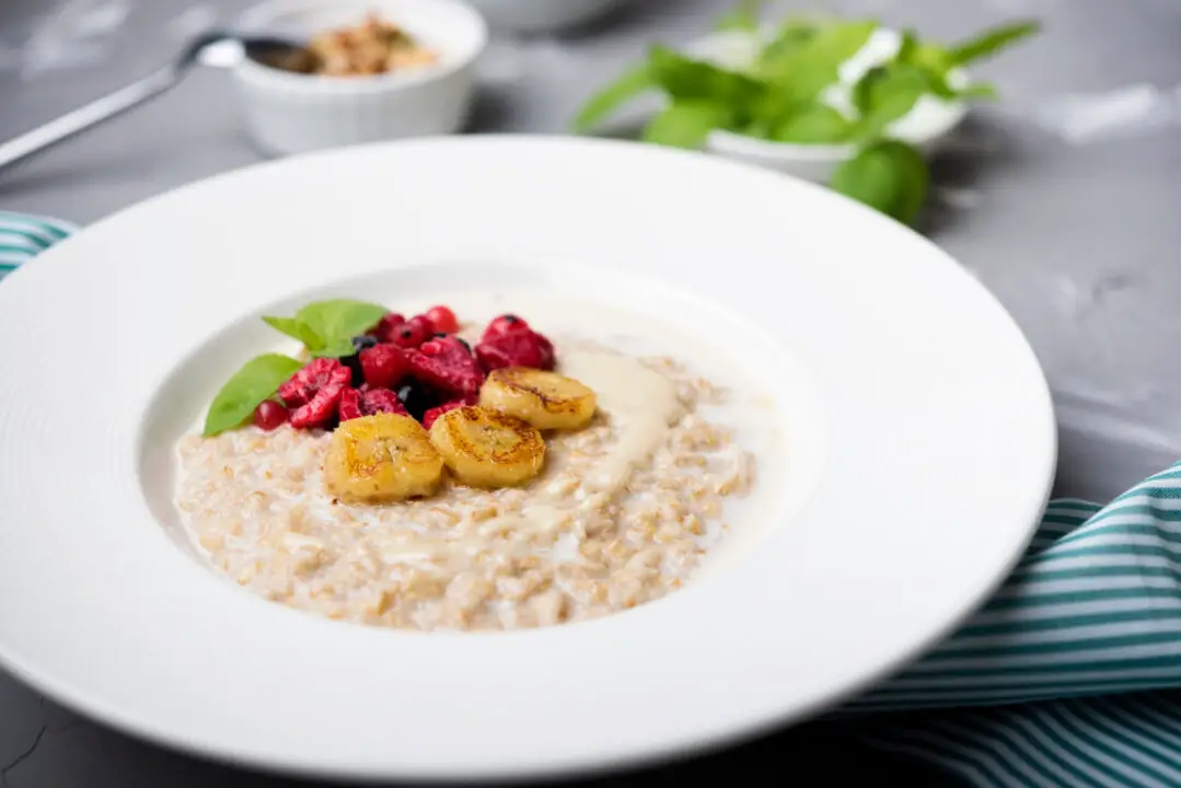 Mingau de Aveia Conforto e Nutrição Que Aquecem o Coração