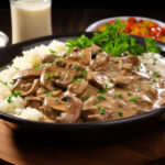 Strogonoff de Carne Receita Clássica de Almoço em Família com Muito Sabor