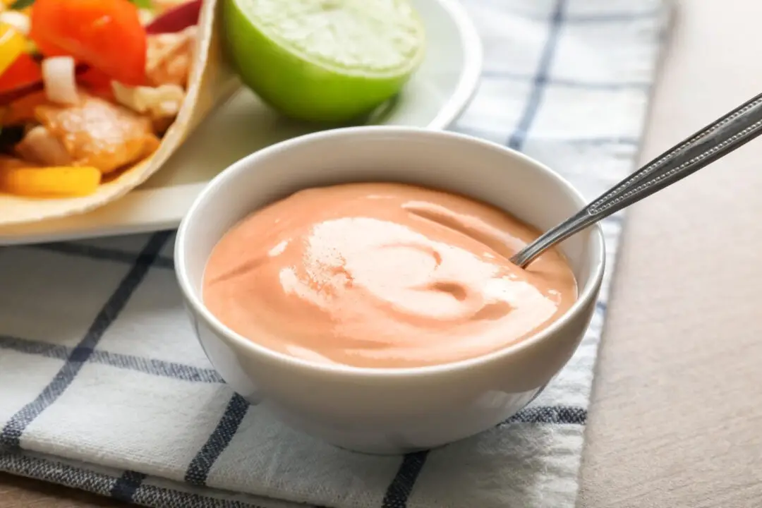 Molho Rosé Receita Fácil e Cremosa Para Lanches e Saladas