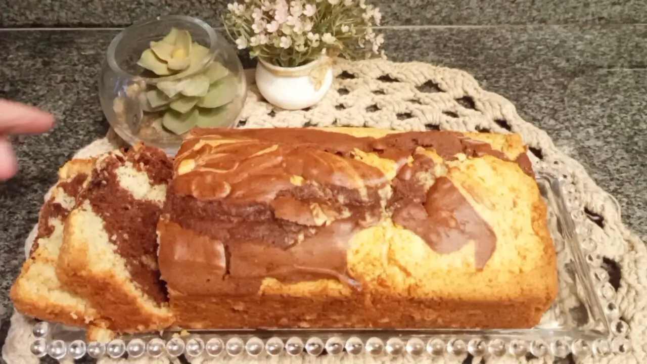 Bolo Mesclado Fofinho de Liquidificador Sabor de Infância e Cheiro de Casa