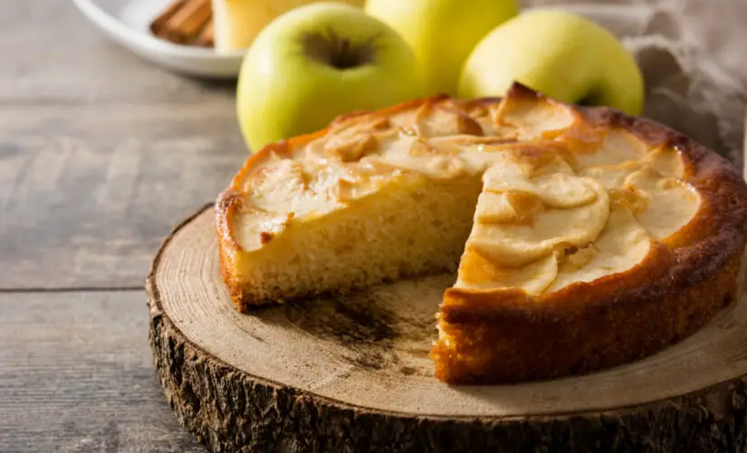 Bolo de Maçã Receita Fofinha e Aromática Para Relembrar Tardes em Família