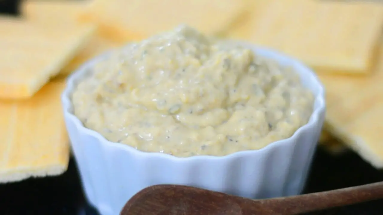 Creme de Cebola Cremoso e Bem Temperado Igual ao que Acompanha o Jantar de Inverno em Família