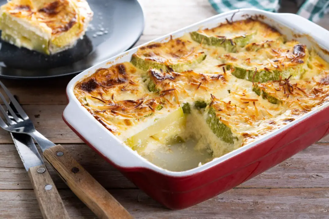 Lasanha de abobrinha é aquele prato leve com sabor de casa e toque de aconchego