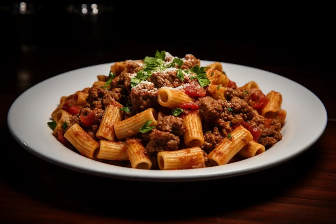 Macarrão de Panela de Pressão com Carne Moída Receita Prática para Reunir a Família