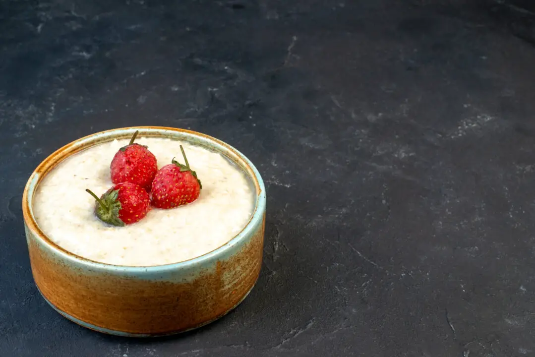 Manjar de Coco com Sabor de Festa e Doçura da Infância