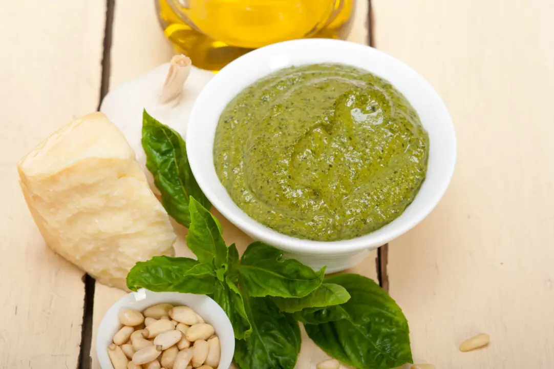 Molho Pesto Frescor, Sabor Marcante e Tradição em Cada Colher