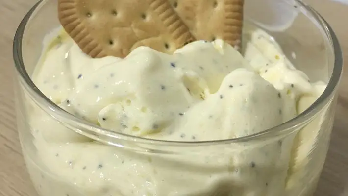 Mousse de maracujá rápido com 3 ingredientes amo fazer