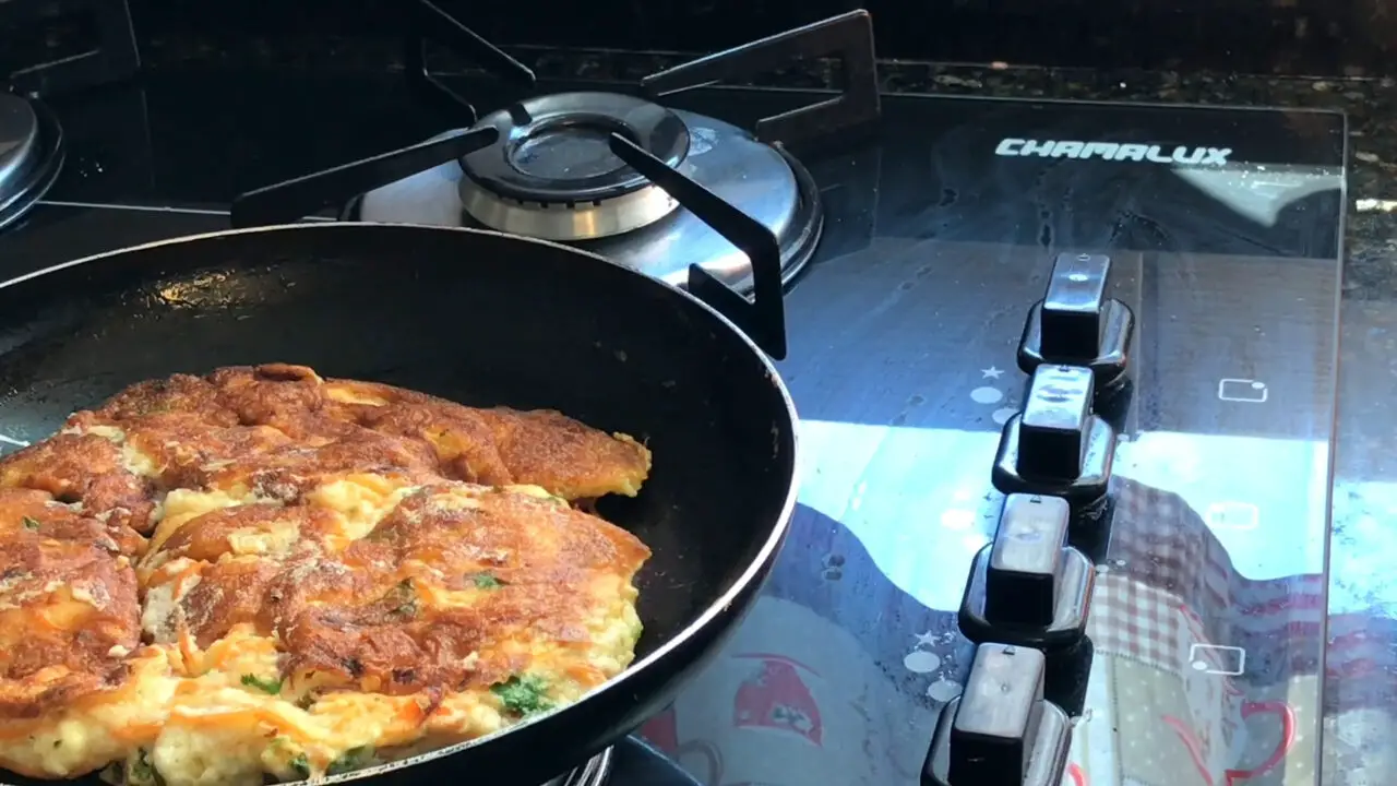 Omelete Receita Rápida e Versátil Que Reúne Simplicidade e Sabor