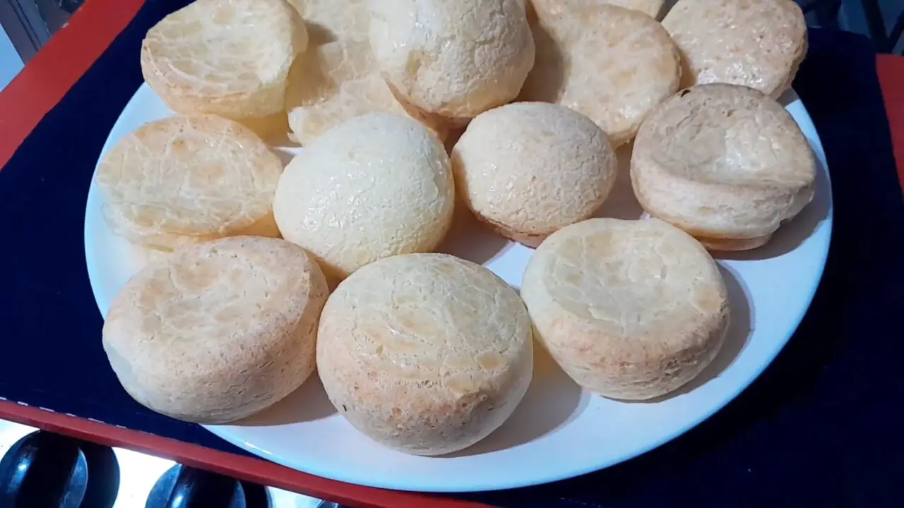 Pão de Queijo Tradição Mineira Que Encanta e Aproxima