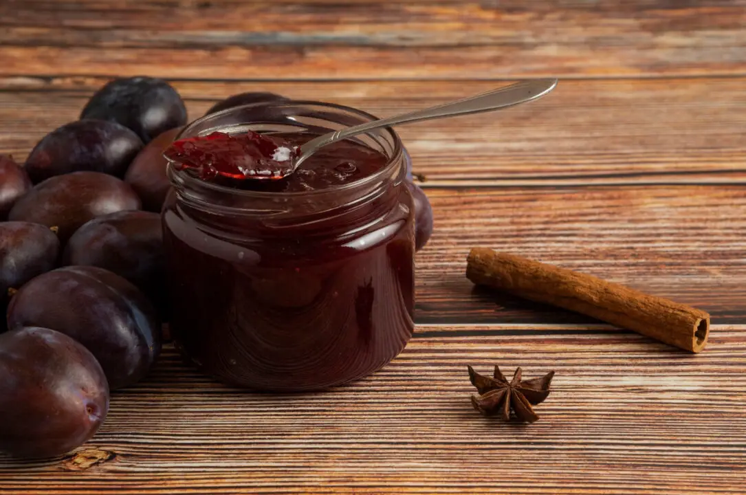 Receita de Geleia de Jabuticaba para Relembrar Sabor de Infância no Interior