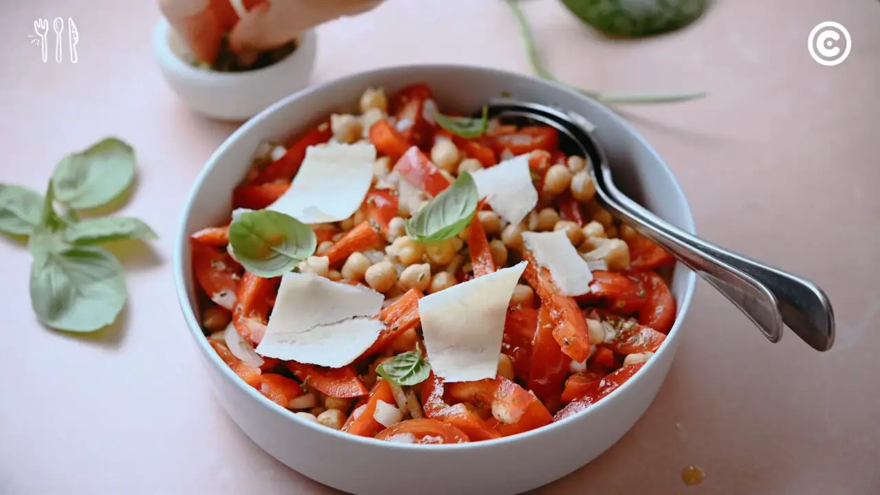 Salada de Grão de Bico Receita Nutritiva e Refrescante Para Todos os Momentos