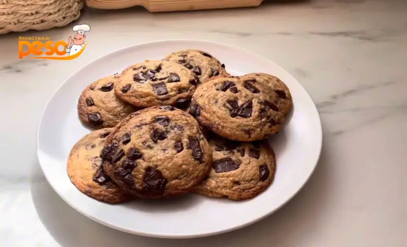 Cookies Americanos com Chocolate Receita Crocante e Macia Igual de Padaria