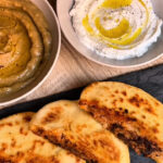 Pão Pita Recheado com Carne e Baba Ganoush lanche prático e cheio de sabor para o dia a dia