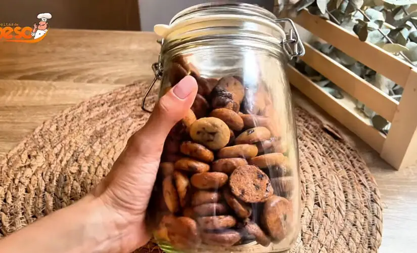 Cookies Clássicos com Gotas de Chocolate crocantes por fora, macios por dentro e puro sabor de aconchego