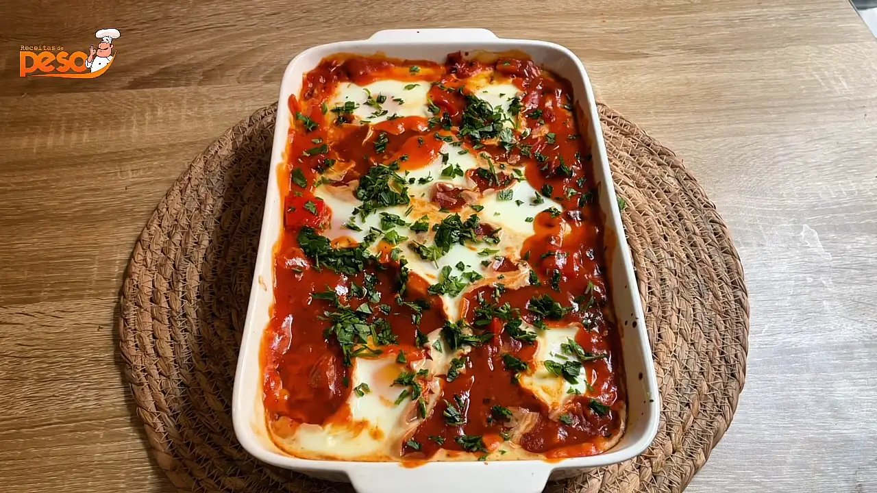 Shakshuka Ovos no Purgatório praticidade, aroma e muito sabor para seu café da manhã ou brunch
