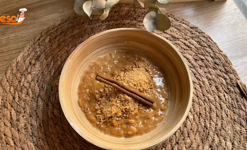 Arroz Doce Caramelizado com Farofinha de Amendoim Uma Receita Afetiva para Adoçar a Memória