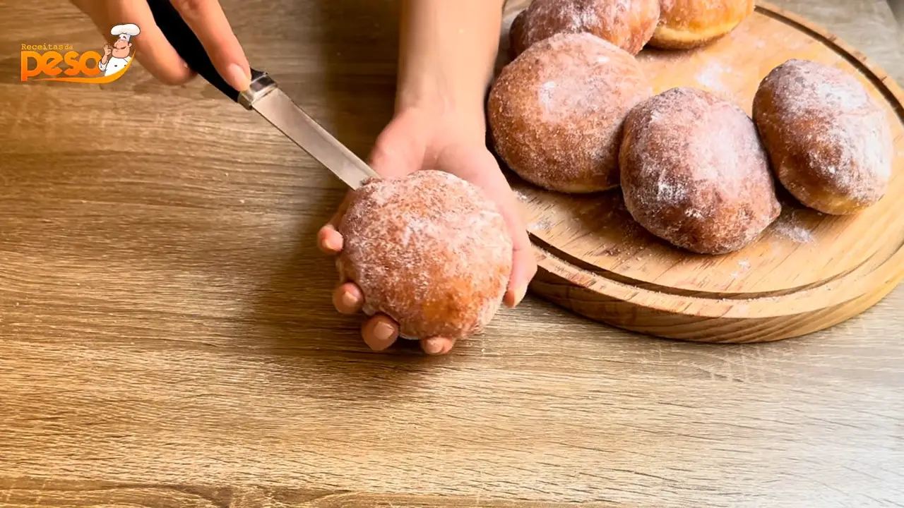 Sonho Recheado com Creme Receita Clássica de Padaria para Envolver a Família em Memórias Doces