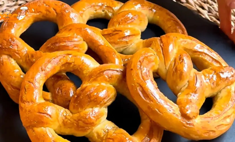 Pretzel Perfeito com Crosta Dourada Receita Tradicional Alemã que Vai Despertar Memórias de Infância