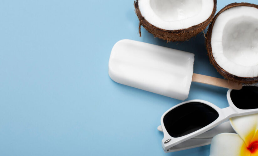 Geladinho de coco cremoso com sabor de infância e refrescância perfeita para o verão