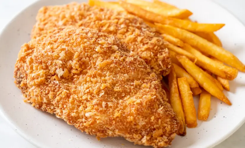 Frango à Milanesa Sabor Crocante, Simplicidade e Memórias de Família