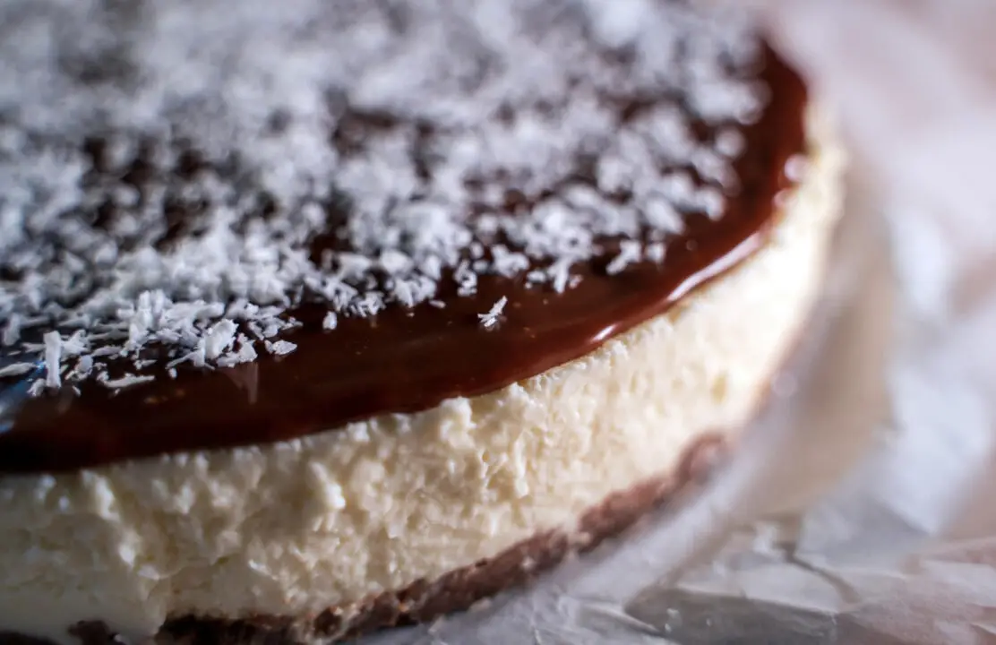 Bolo de Prestígio com recheio cremoso e cobertura irresistível