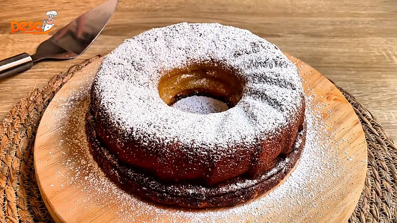 Bolo de Milho com Queijo usando a lata como medida e sabor de festa junina o ano todo