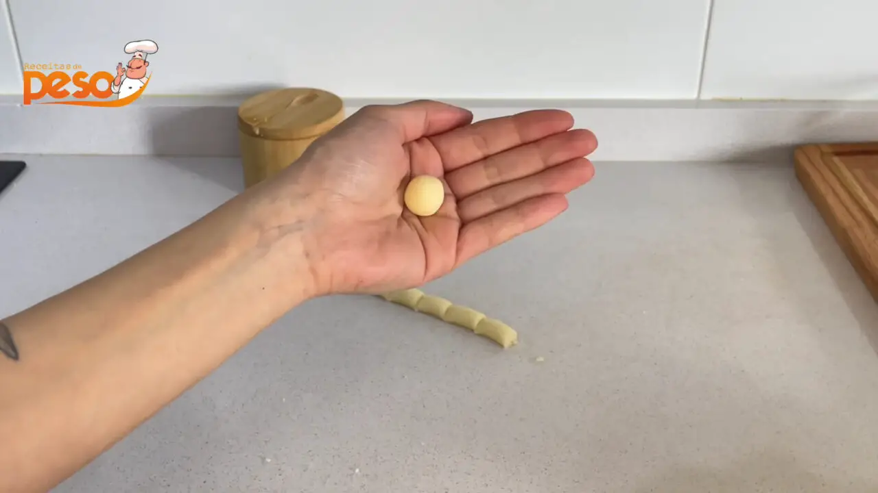Casadinho de Queijo com Doce de Leite Receita que Traz Lembrança de Festa e Café com Sabor Caseiro