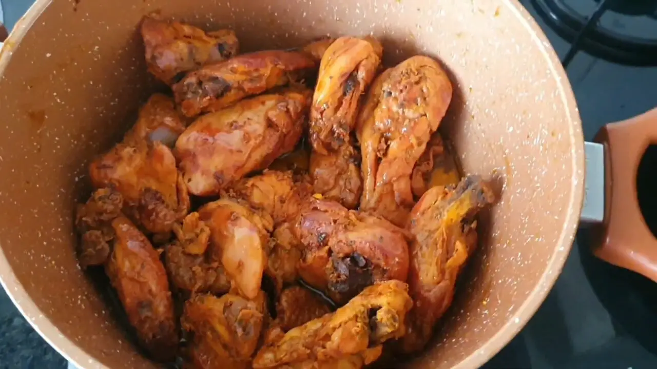 Frango a Passarinho Receita Tradicional Crocante e Saborosa Para Compartilhar