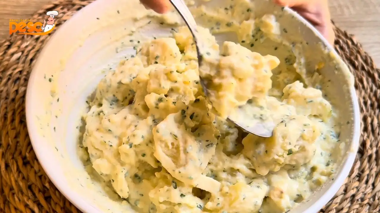 Maionese de Batata Cremosa com Iogurte Receita Saudável e Cheia de Afeto