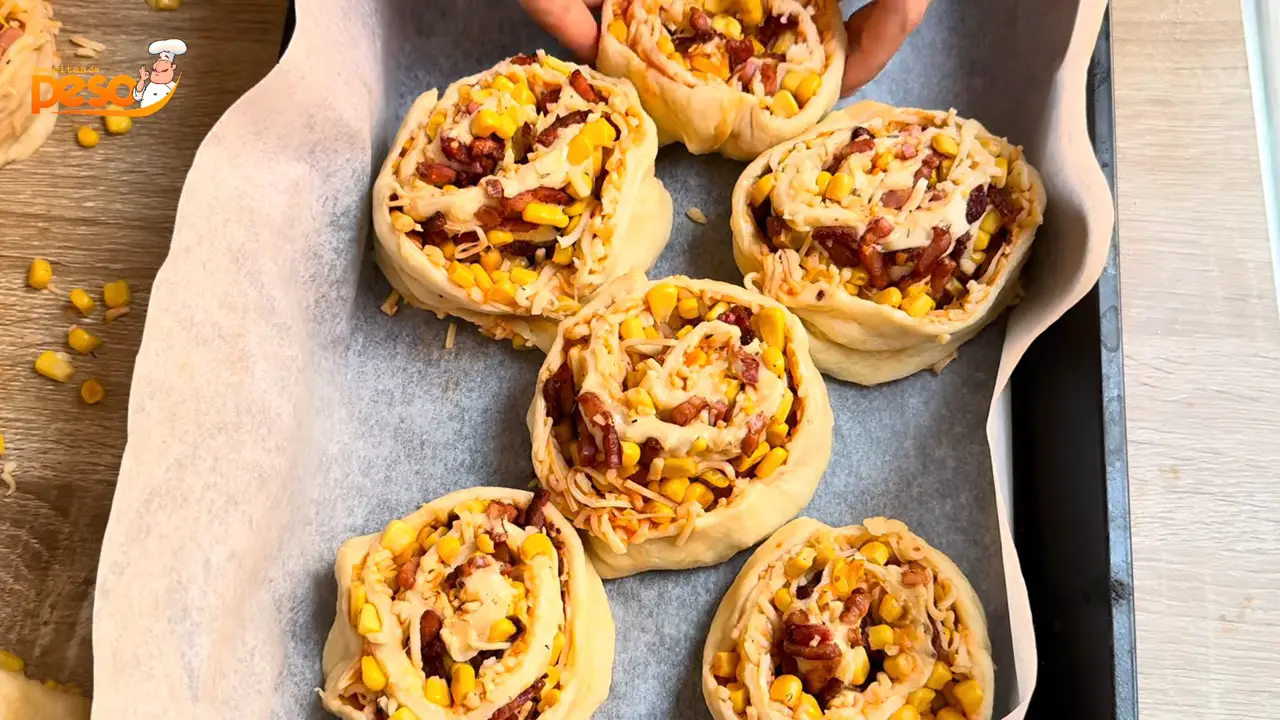 Pizza Enroladinha com Massa Fofinha Receita Afetiva e Versátil para Surpreender no Lanche