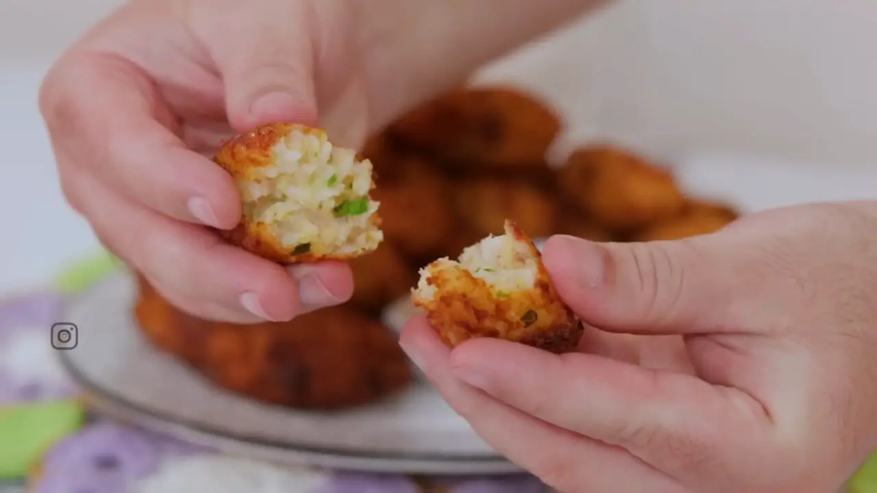 Bolinho de Arroz Crocante por Fora e Cremoso por Dentro Igual ao das Vovós