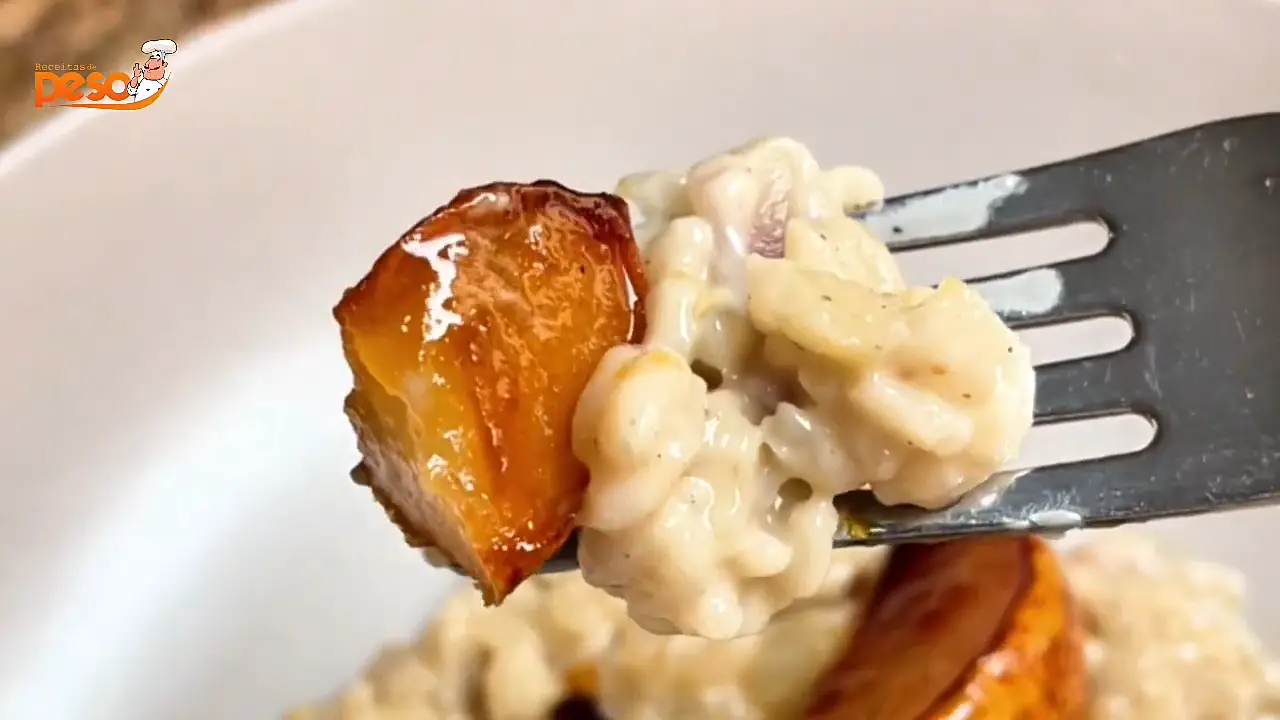 Risoto de Pera com Gorgonzola cremosidade e sabor marcante em uma receita sofisticada